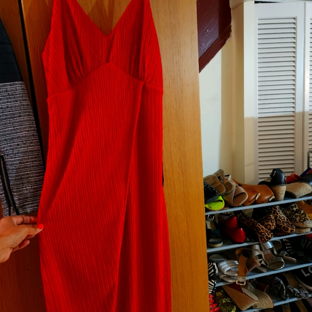 Lulus holiday dress